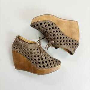 FIEL Bintan Basket Weave Wedge Booties US 7 Woven Leather Wood Heel Putty Taupe